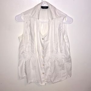 Allison Morgan sleeveless white collared blouse